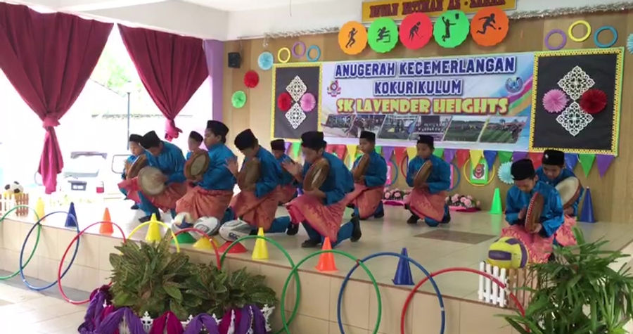 PERSEMBAHAN KOMPANG FORMASI